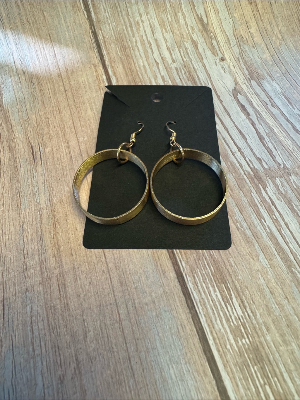 Preowned Gold Dangle Earrings Item Phk7820